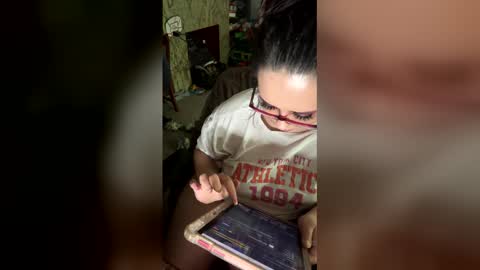 leeannebloomer online show from 03/08/26, 01:03