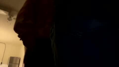 Snapshot of leearonn12 chatting on 01/24/25, 09:39 leearonn12 online show from 01/24/25, 09:39