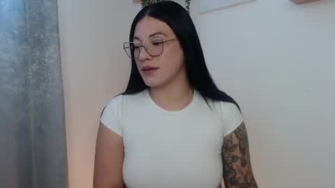 leena_rosee online show from 05/20/26, 04:46