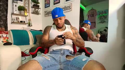 leenar_key online show from 12/01/25, 12:54