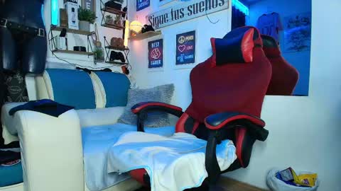 Snapshot of leenar_key chatting on 05/08/26, 02:55 leenar_key online show from 05/08/26, 02:55