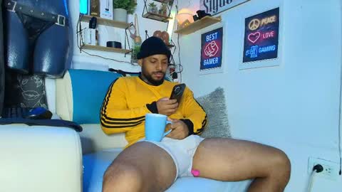 Snapshot of leenar_key chatting on 05/15/26, 09:27 leenar_key online show from 05/15/26, 09:27