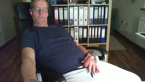 Dave online show from 09/15/25, 09:15