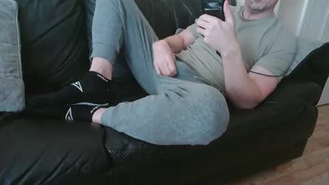 UK lover online show from 04/05/26, 11:51