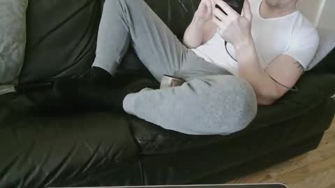 UK lover online show from 04/08/26, 03:23