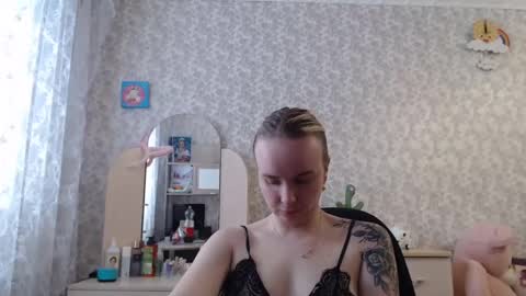 leggywily25 online show from 03/05/25, 11:17