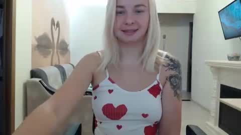 leggywily25 online show from 09/11/25, 08:58