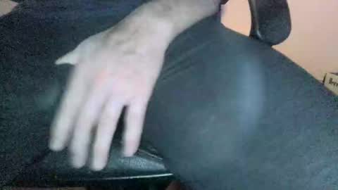 Snapshot of legmantoo chatting on 09/16/25, 09:10 Legman online show from 09/16/25, 09:10