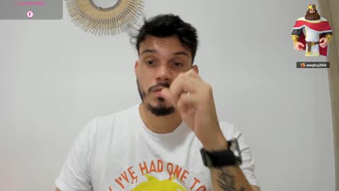 Snapshot of legolas_15 chatting on 12/21/24, 12:27 Alejandro online show from 12/21/24, 12:27