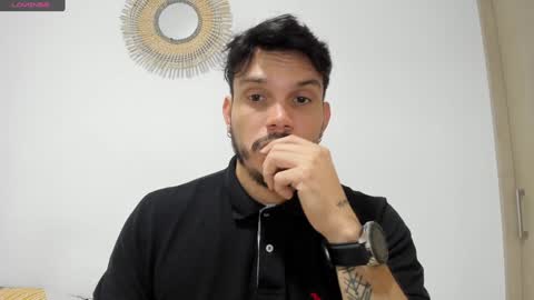 Snapshot of legolas_15 chatting on 12/26/24, 10:26 Alejandro online show from 12/26/24, 10:26