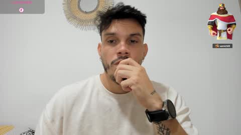 Snapshot of legolas_15 chatting on 12/31/24, 01:08 Alejandro online show from 12/31/24, 01:08