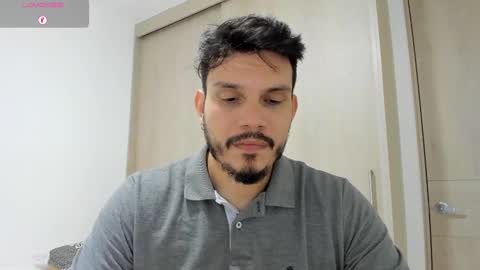 Snapshot of legolas_15 chatting on 02/12/25, 01:06 Alejandro online show from 02/12/25, 01:06