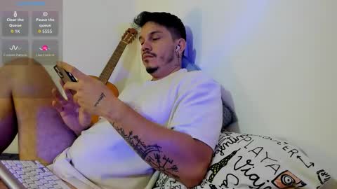 Snapshot of legolas_15 chatting on 01/11/26, 09:25 Alejandro online show from 01/11/26, 09:25