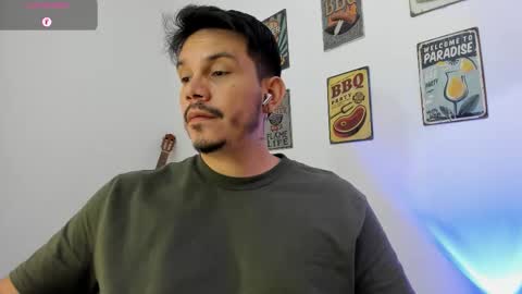 Snapshot of legolas_15 chatting on 01/18/26, 09:24 Alejandro online show from 01/18/26, 09:24