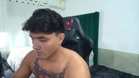  Lei  online show from 10/10/25, 09:14