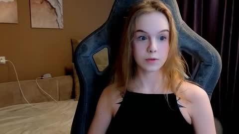 Leia online show from 03/22/26, 02:20