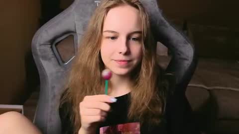 Snapshot of leiamurphy chatting on 07/02/26, 04:46 Leia online show from 07/02/26, 04:46