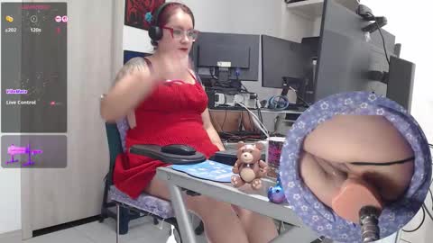 LeidyDi223 online show from 12/13/25, 10:48