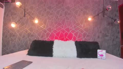 LEIGH ANGELS online show from 02/26/26, 07:46