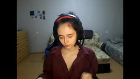 Viola online show from 04/18/26, 09:04