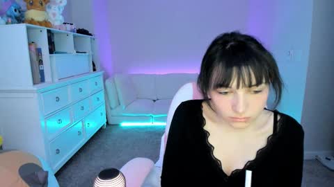 Leighla online show from 02/25/26, 06:01