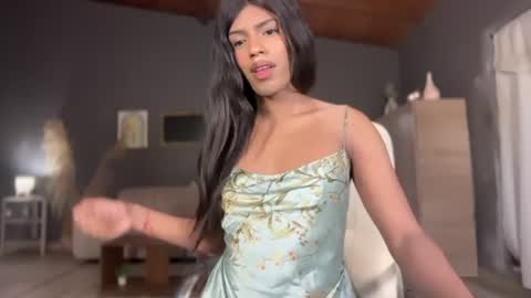 Leila     online show from 06/16/26, 02:36