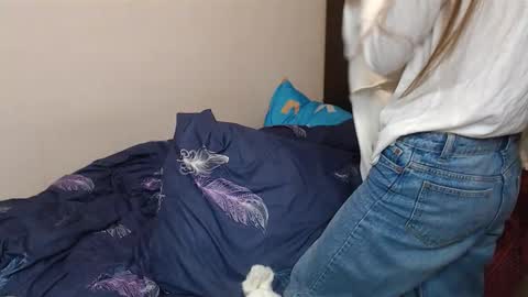 leila_bambi online show from 02/22/25, 09:12