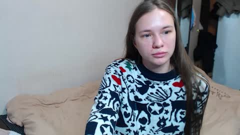 leila_bambi_ online show from 12/05/24, 02:00