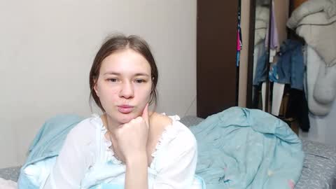 leila_bambi_ online show from 02/11/25, 06:11