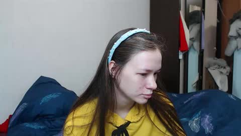 leila_bambi_ online show from 03/11/25, 04:40