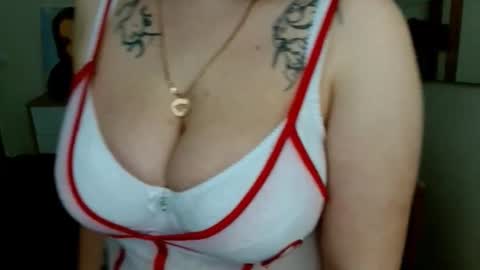 Leila online show from 03/30/26, 04:24