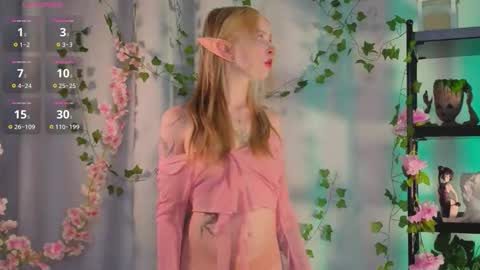 Snapshot of leiladwight chatting on 02/01/26, 02:15 Leila online show from 02/01/26, 02:15