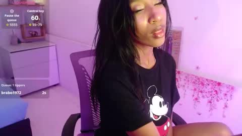 leilaebony_ online show from 09/08/25, 02:38
