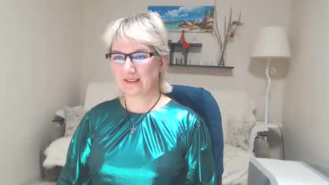 Leila Kinky online show from 02/19/25, 12:44