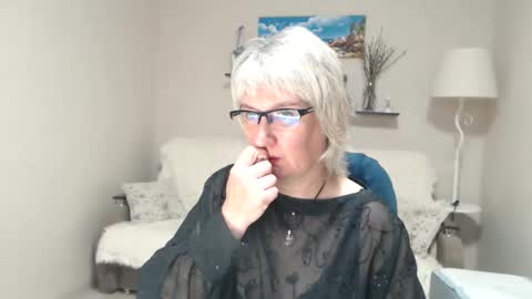 Snapshot of leilamays chatting on 05/14/26, 05:14 Leila Kinky online show from 05/14/26, 05:14