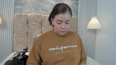 leilapons online show from 09/14/25, 05:23