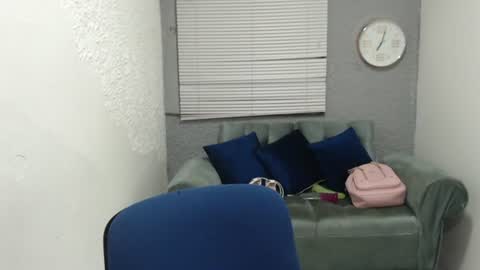 leilasosexy online show from 06/10/26, 12:15