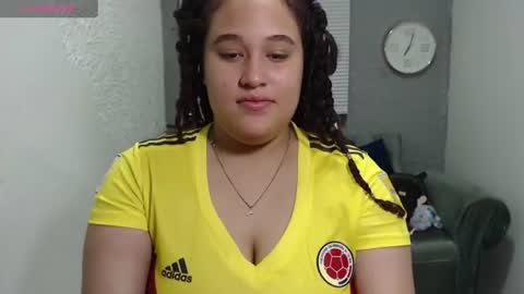 leilasosexy online show from 06/17/26, 12:29