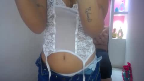 Snapshot of leilasweetxx chatting on 12/22/24, 07:54 Mar online show from 12/22/24, 07:54