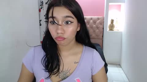 Snapshot of leilasweetxx chatting on 01/14/25, 10:38 Mar online show from 01/14/25, 10:38