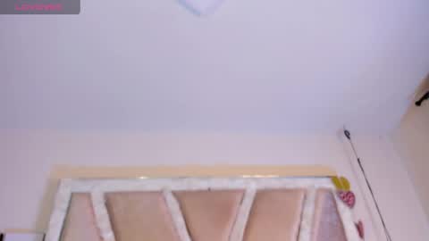 lele_699 online show from 04/18/26, 04:05