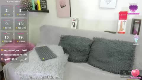 Snapshot of lele_699 chatting on 05/17/26, 02:42 lele_699 online show from 05/17/26, 02:42
