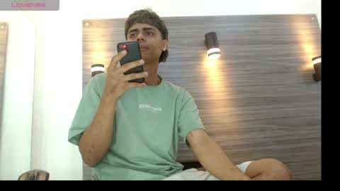 lelehott01 online show from 07/16/26, 03:01