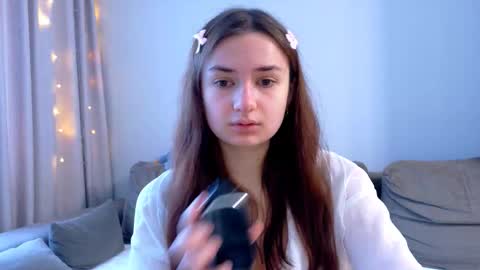 Snapshot of lelia_vibe chatting on 11/17/25, 07:36 Lelia online show from 11/17/25, 07:36