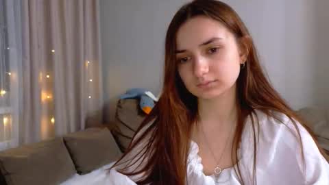 Snapshot of lelia_vibe chatting on 01/18/26, 04:33 Lelia online show from 01/18/26, 04:33