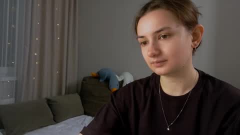 Snapshot of lelia_vibe chatting on 02/28/26, 04:19 Lelia online show from 02/28/26, 04:19