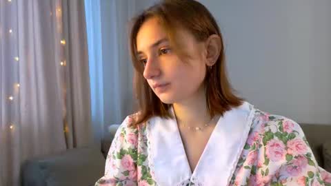 Lelia online show from 06/19/26, 01:59