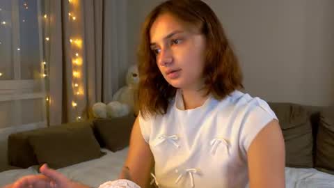 Lelia online show from 08/04/26, 12:25
