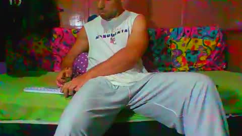 Snapshot of lemao77 chatting on 11/06/25, 04:08 SEX MASTER online show from 11/06/25, 04:08