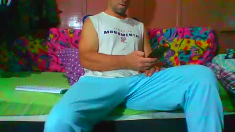 Snapshot of lemao77 chatting on 11/16/25, 04:01 SEX MASTER online show from 11/16/25, 04:01